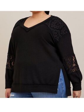 TORRID BLACK WAFFLE V-NECK LACE INSET
SWEATSHIRT THERMAL SIZE 6XL